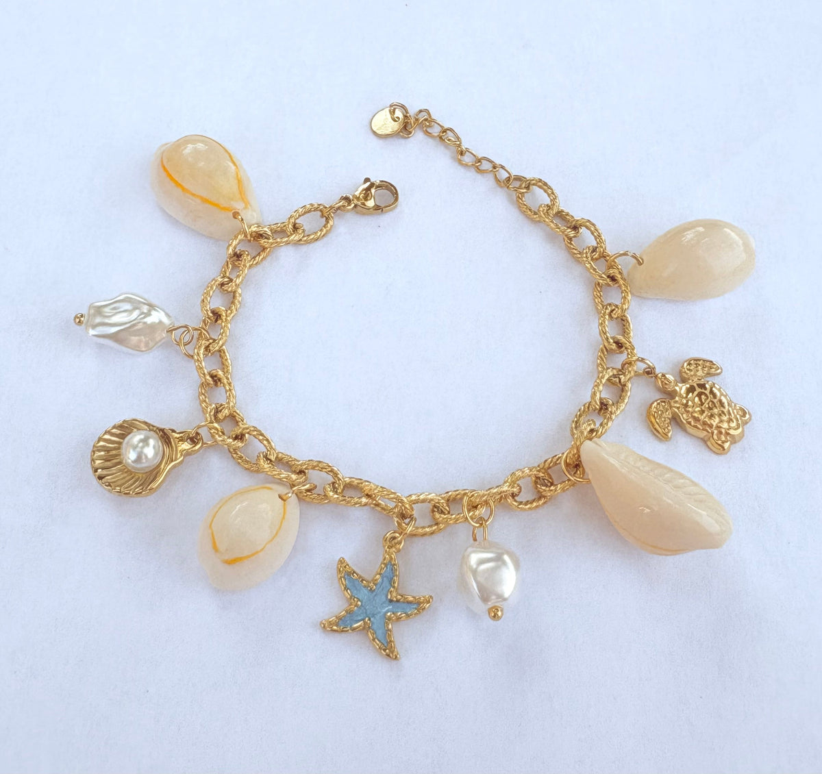 Bracelet breloques marines bleues coquillages et perles nacrées - vue 1