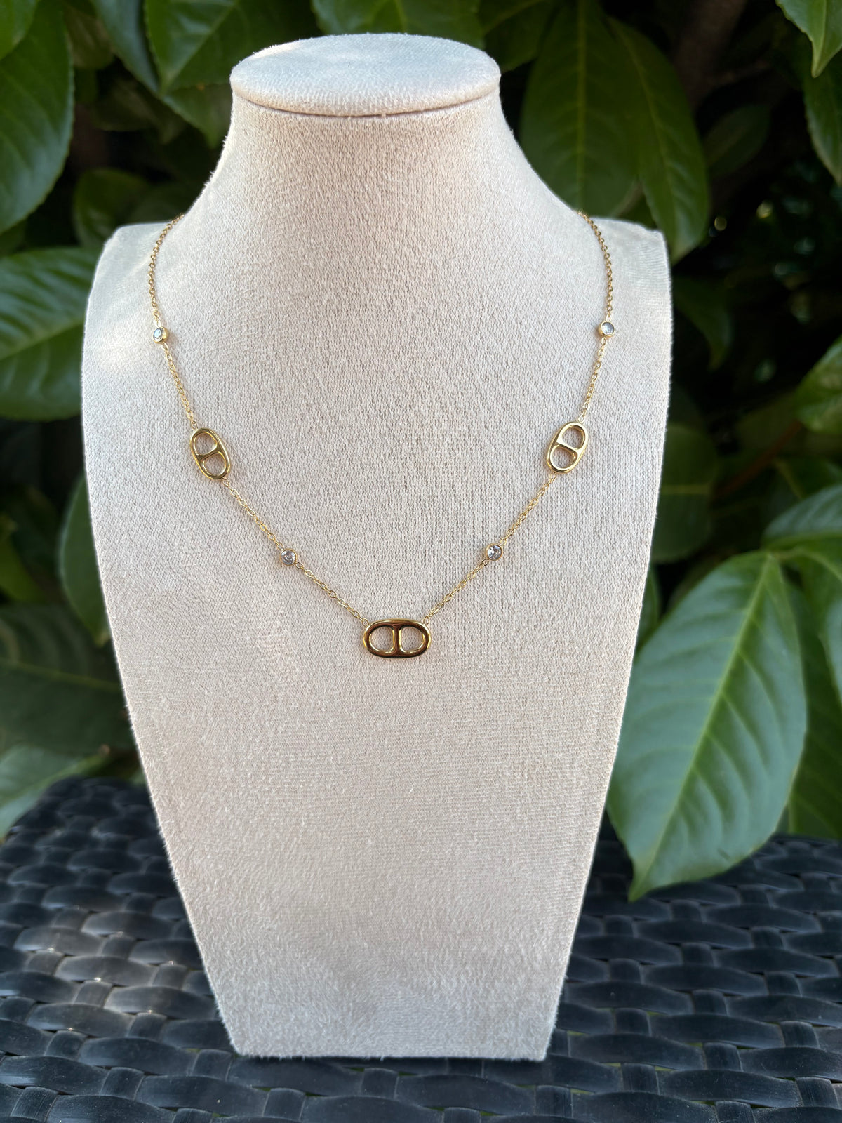 Collier Mailles Marines Strass Doré